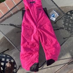 Toddler Size 5 (girl) Overall (30 Pieces Available)