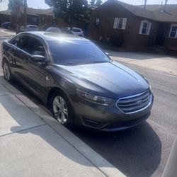 2015 Ford Taurus