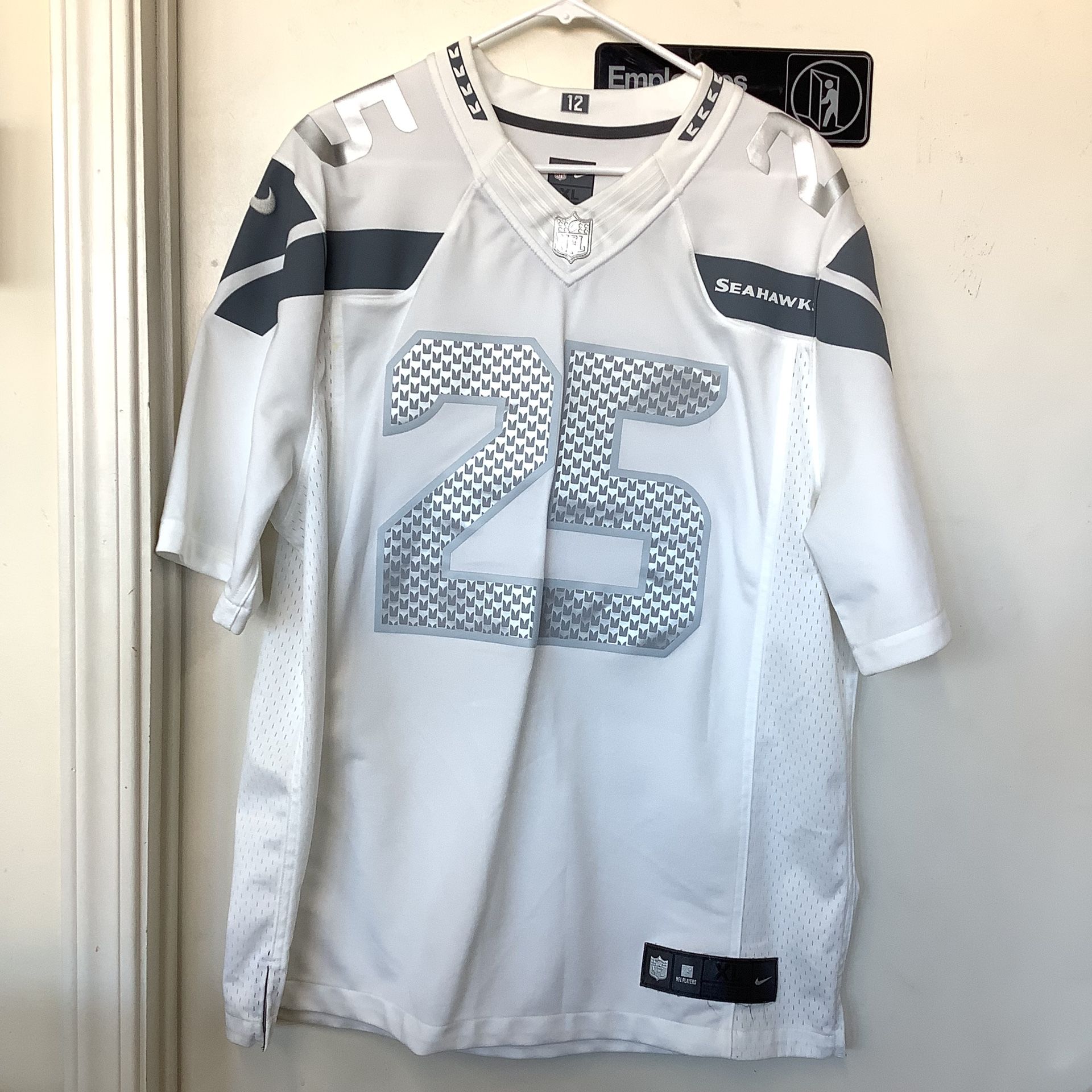Seattle Seahawks Sherman # 25 NFL Football White Jersey (size XL)