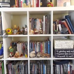 Ikea Kallax Shelf Unit: White