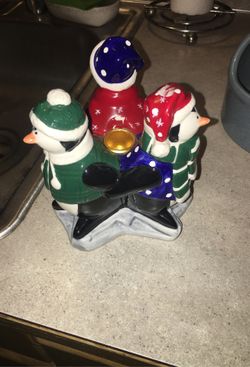 Penguin candle holder