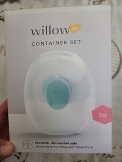 Willow Go Reusable Milk Containers