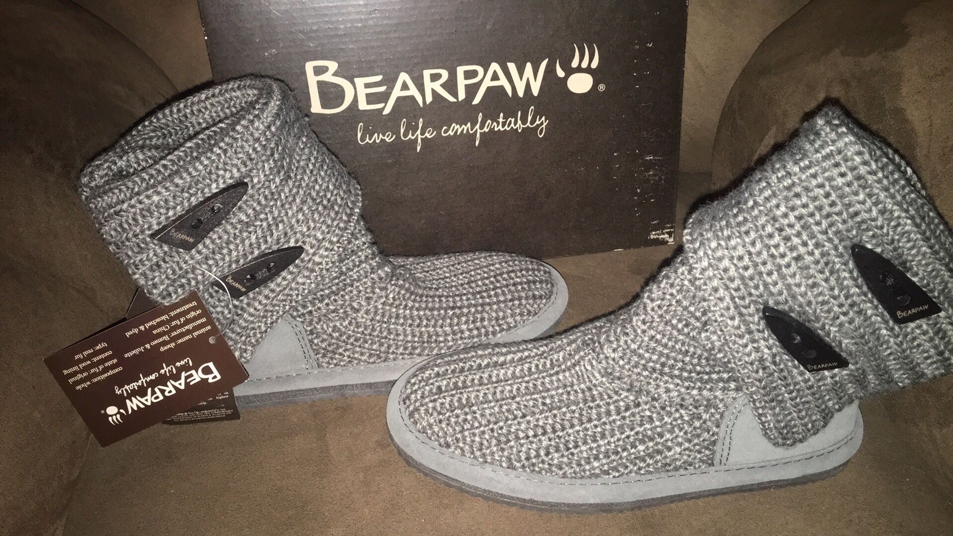 Brand new in box girls Bearpaw boots size 2