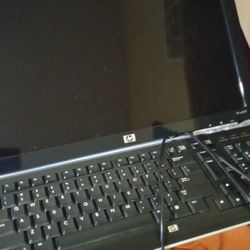 Desktop Computer Monitor Ànd 3 Keyboards 