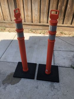 2 Safety Poles 48” w/reflectors