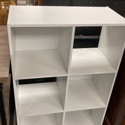 6 White Cubbies