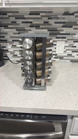 Spices with their holder