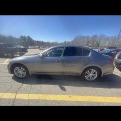 Infiniti G37 2011 