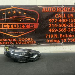 CADILLAC XT6 RH HEADLIGHT 2020-2024 OEM