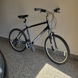 Diamondback Wildwood mountain Bike like new
