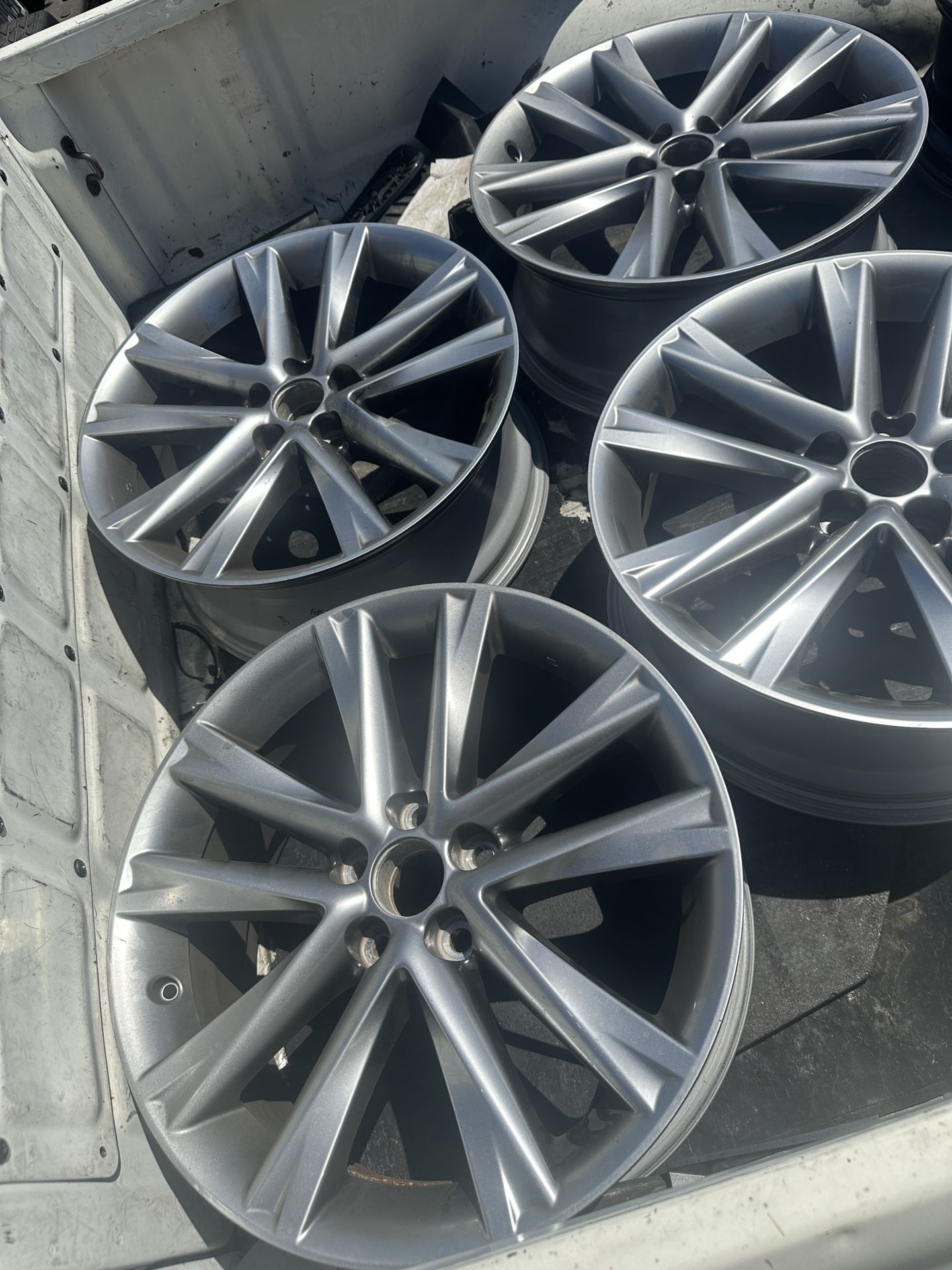 Lexus Wheels 19 Inch For Sale In Los Angeles Ca Offerup