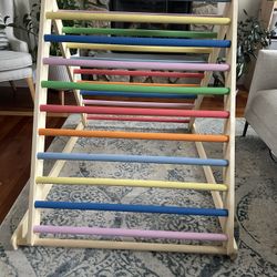Solid Wood Climbing Triangle 