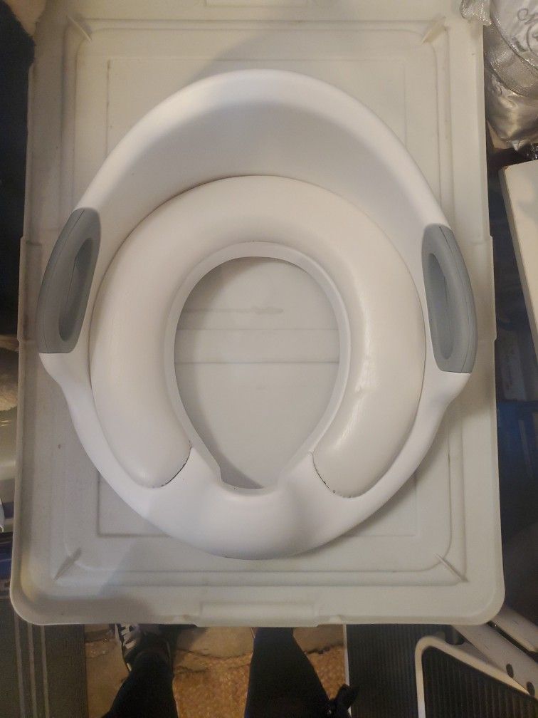 NEW Bamny Potty Training Seat -Still In Box