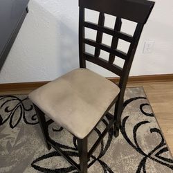 Dinning Chairs (4 Total) $15 Each
