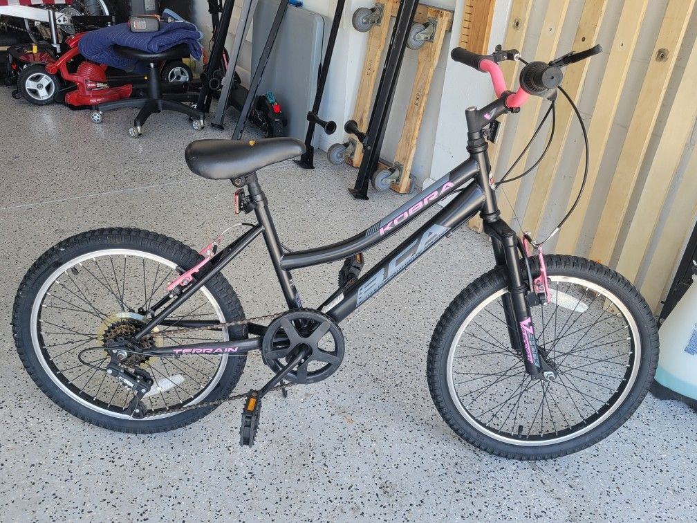 Girls 20" Bike