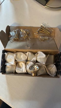 crystal cabinet knob or pull