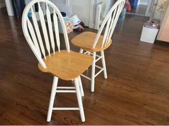 2 Adjustable bar high chairs