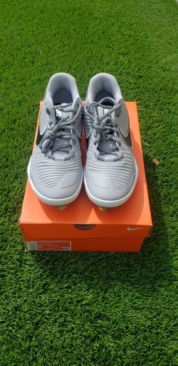 NIKE BASEBALL CLEATS