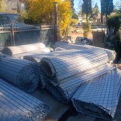 9 Gauge Chainlink With Privacy Screen Slats Inserted