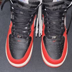 nike air size 10 black and red