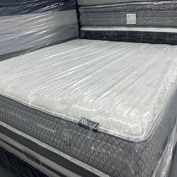 KING SIZE KLUFT AIRELOOM COPPERTECH SILVER MATTRESS & BOX SPRINGS BED SET