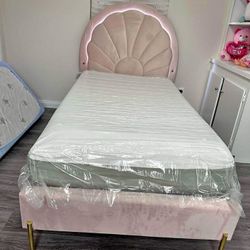 LED Twin Size Bed For Sale 