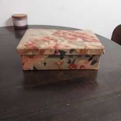 Antique Or Vintage (,1920's-30's)French Timeworn Fabric Covered Boudoir Box