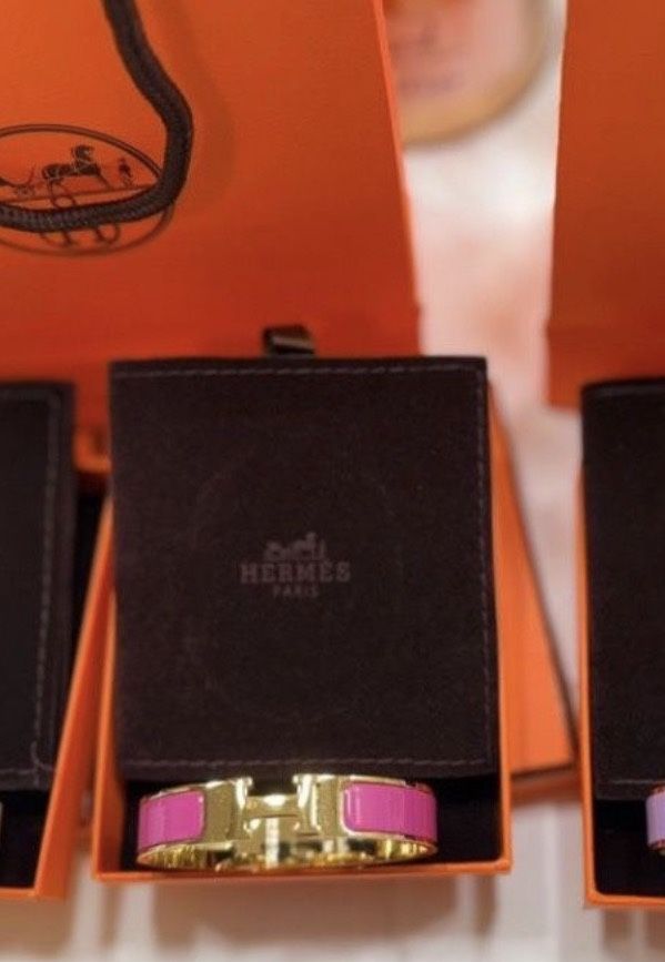 Designer H Bracelet: Various Colors