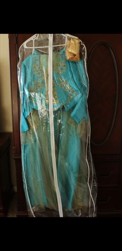 quinceniera/sweet 16 dress(Blue w/Gold)