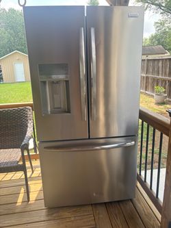 Frech door refrigerator