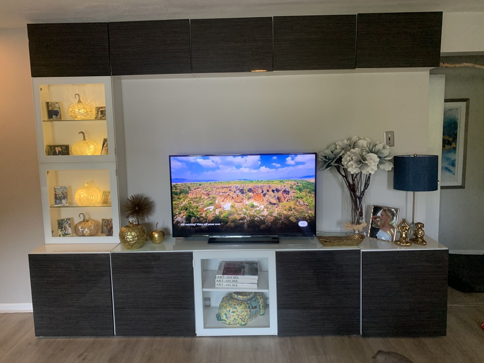 Wall Unit
