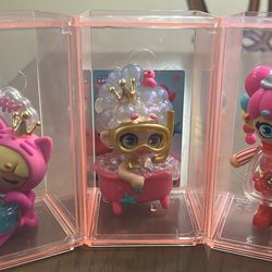 XOX kweenies Collectible Figurines 