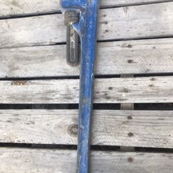 Pipe Wrench 24"