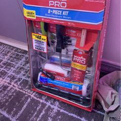 Paint Supplies Eight Piece Kit