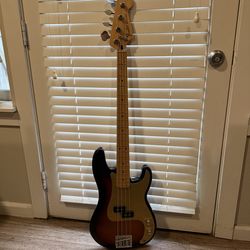 Fender Precision Bass