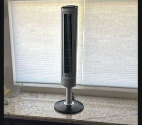 40” Lasko Isolating Tower Fan W/ Remote + Timer 3 Speeds