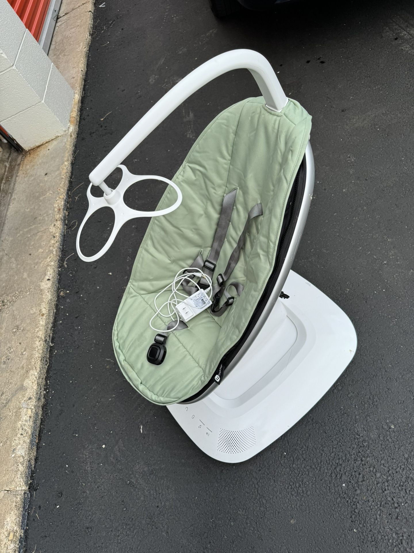 MamaRoo Baby Swing