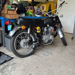 1968  Honda 175 Scrambler 