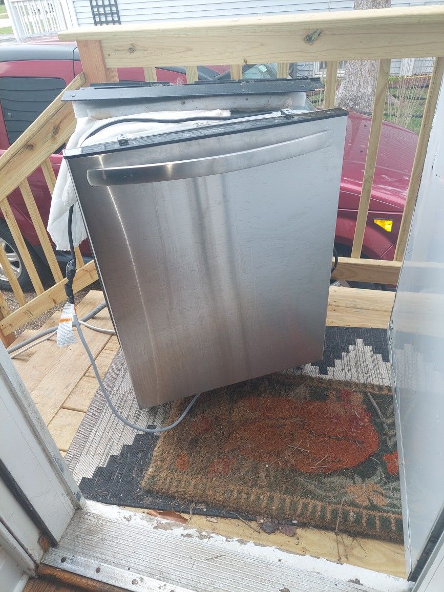 Frigidaire Dishwasher