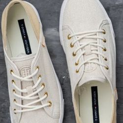 Woman Shoes Flats Tennis Shoes High Heels 