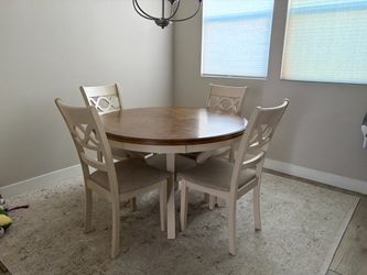 Dining table and 4 chairs