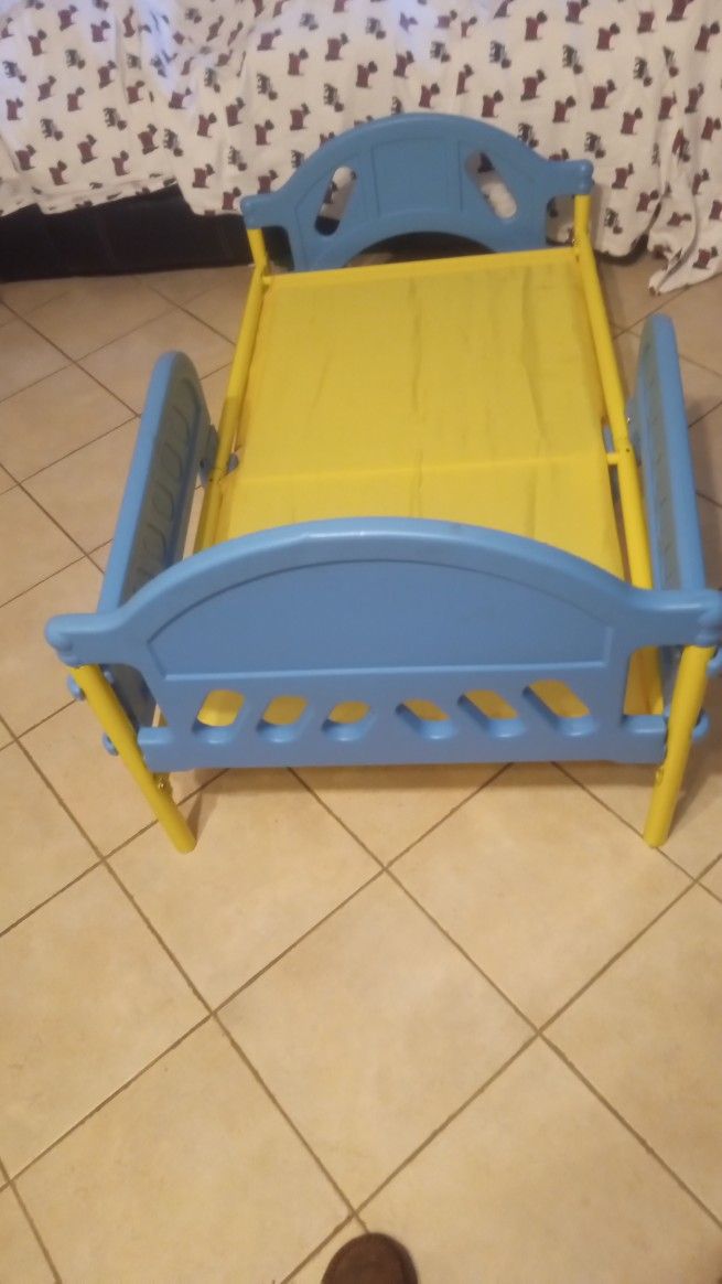 Toddler Bed-SpongeBob SquarePants 