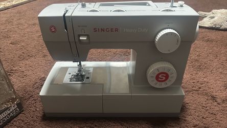 Singer sewing machine  Harvey duty
