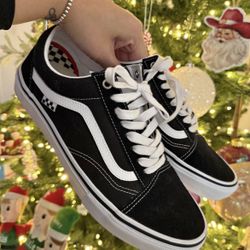 Vans Skate Old Skool - Men’s 10.5 - Black/White