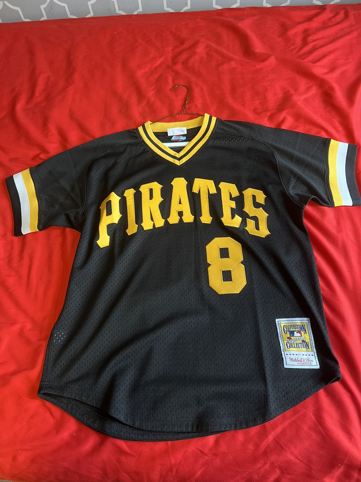 Pittsburgh Pirates Jersey