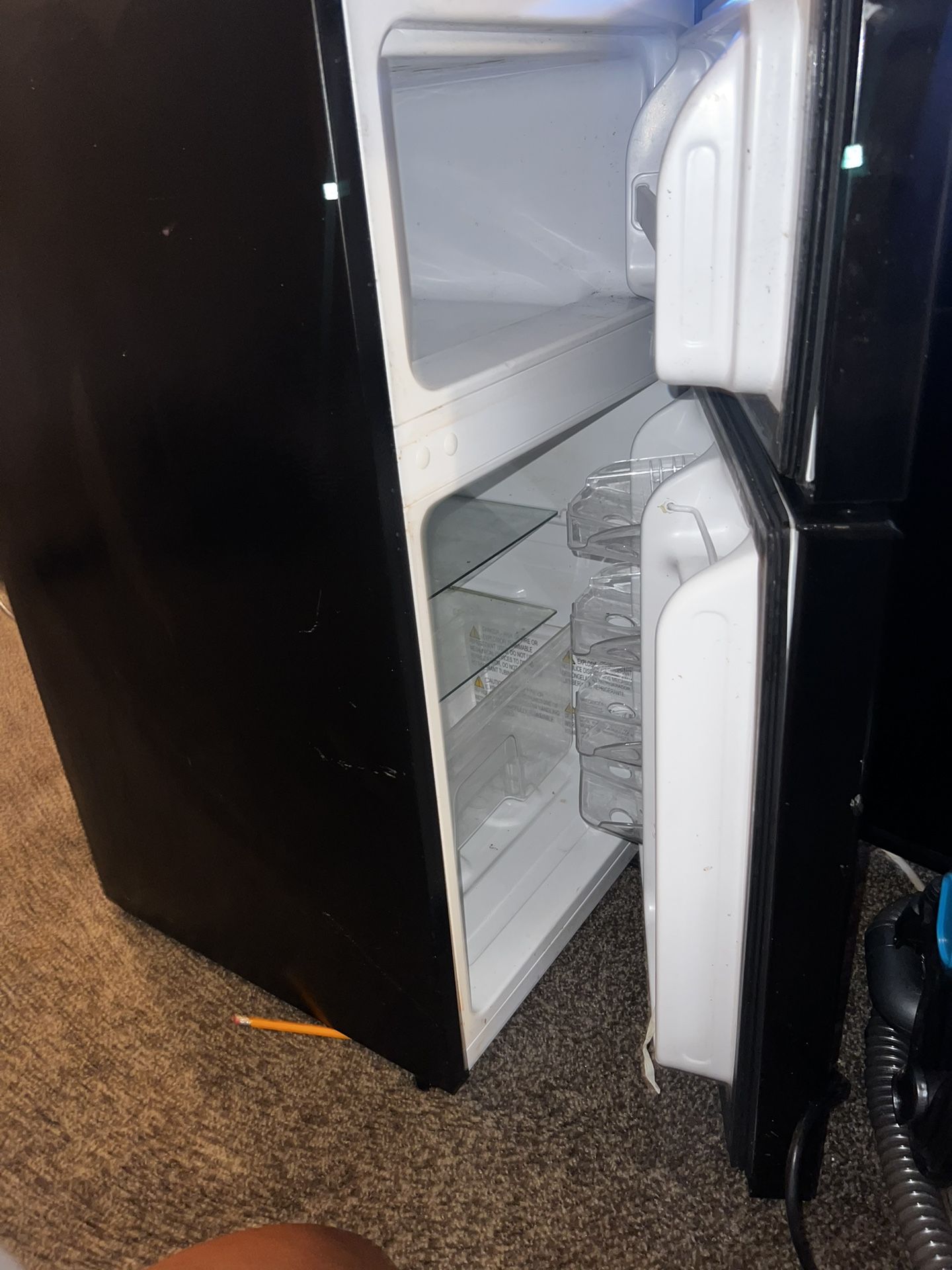 Black Mini Fridge /Freezer