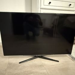 Samsung TV: UN50ES6100F 50”