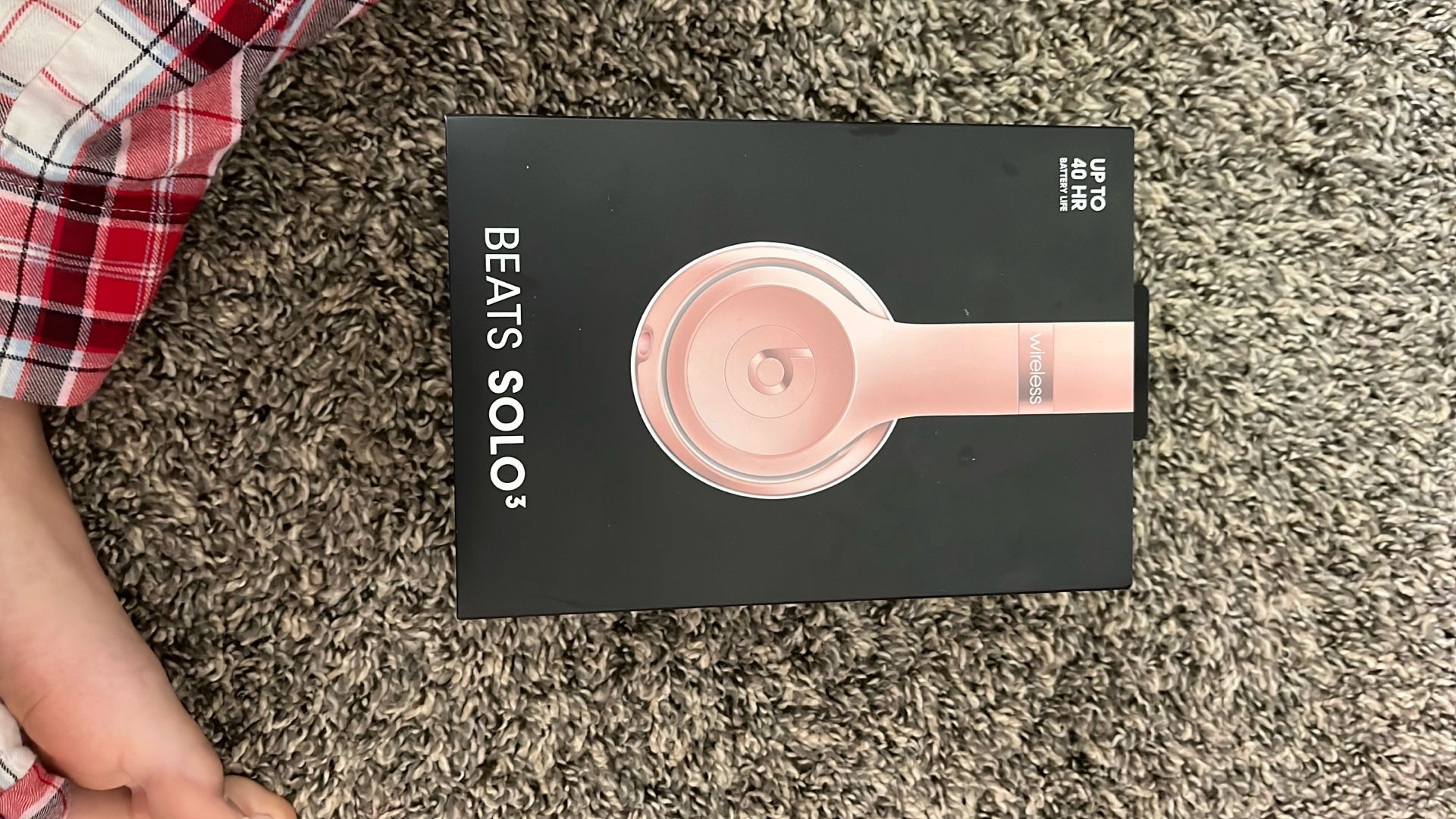 Rose Gold Beats Solo 3