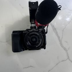 Sony ZV-E10 With Accessories 