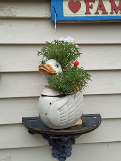 Ceramic planter very nice